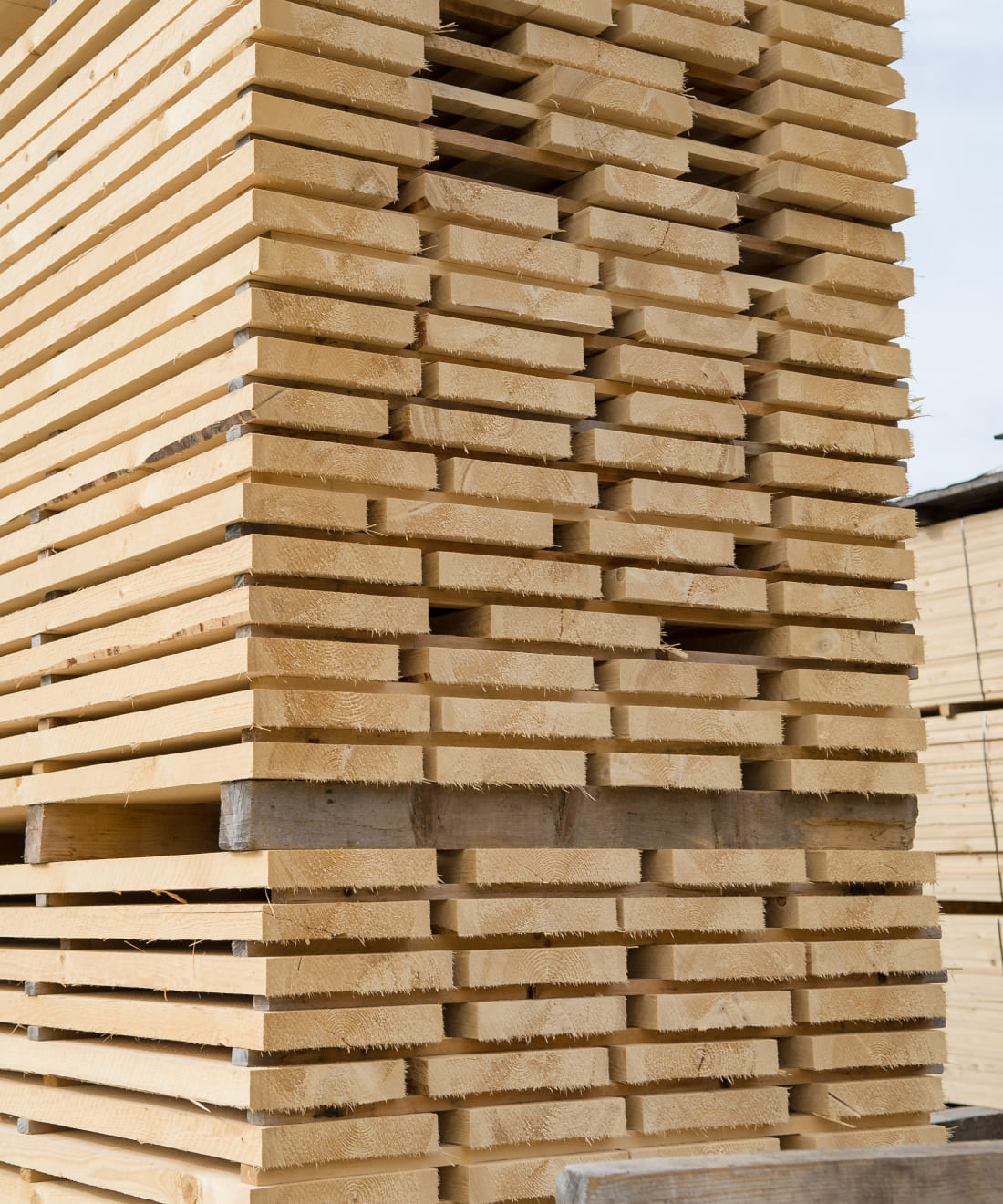 Detailaufnahme besäumte Ware von Holz Schnell © Christine Höflehner